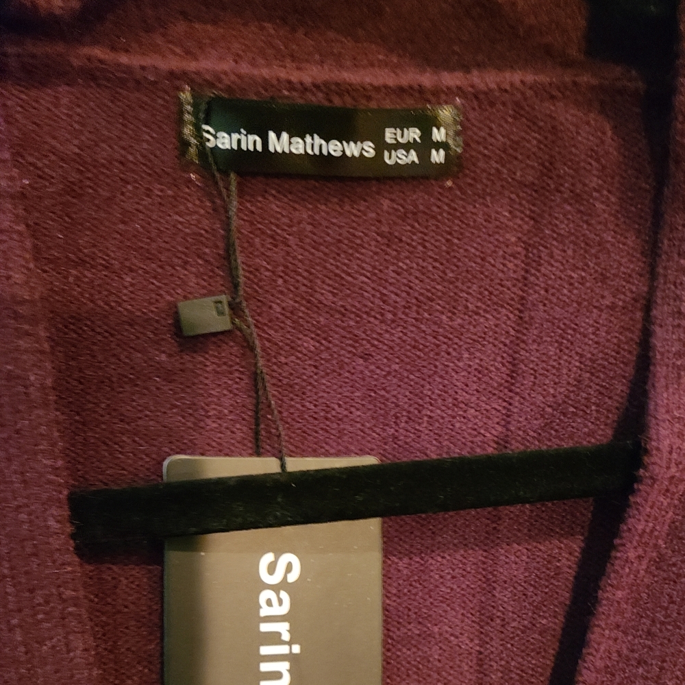 Sarin Mathews - Picture 2 of 3